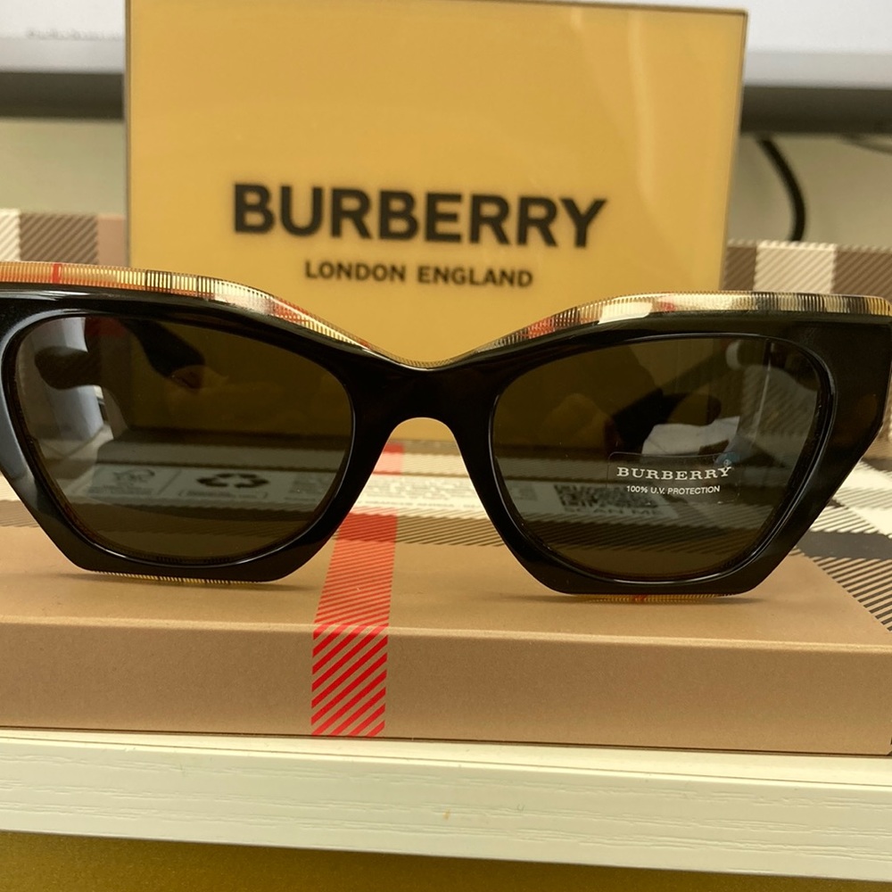 Burberry sunglasses